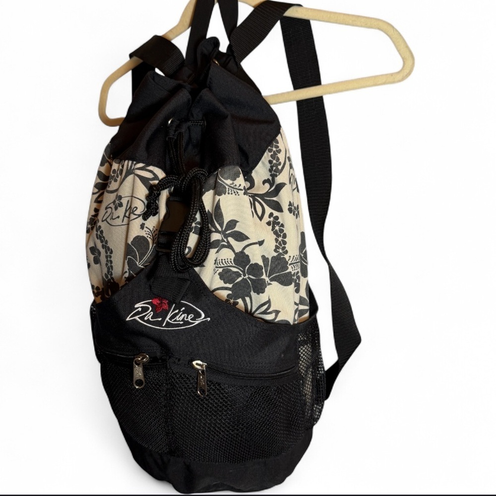 Dakine Black and Cream Patterned Hawaiian Beach